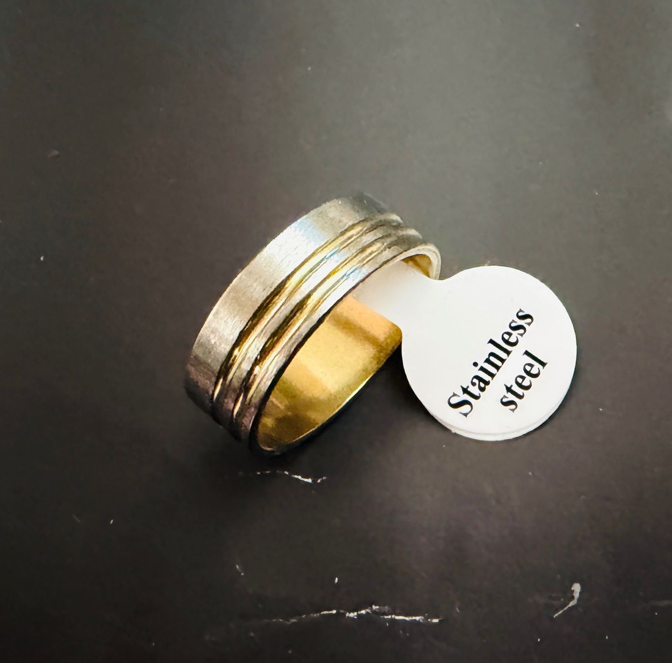 Anelli: Edelstahlring, Gold/Silber Design - Grösse 19 – Nuovo (secondo la descrizione) da Dietikon venduto da Emoruk