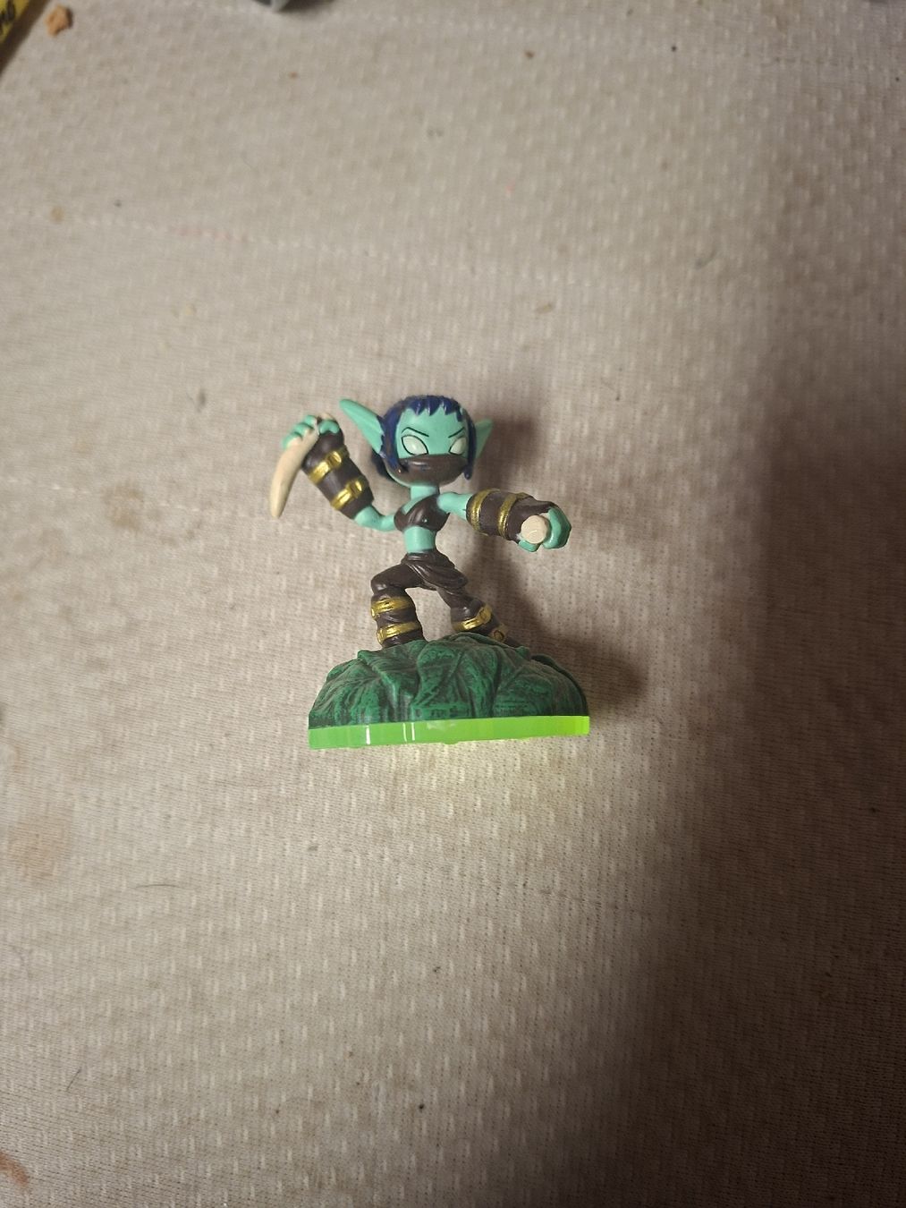 Nintendo Spiele: skylander figur – Gebraucht aus Alikon von e_w_lt5y