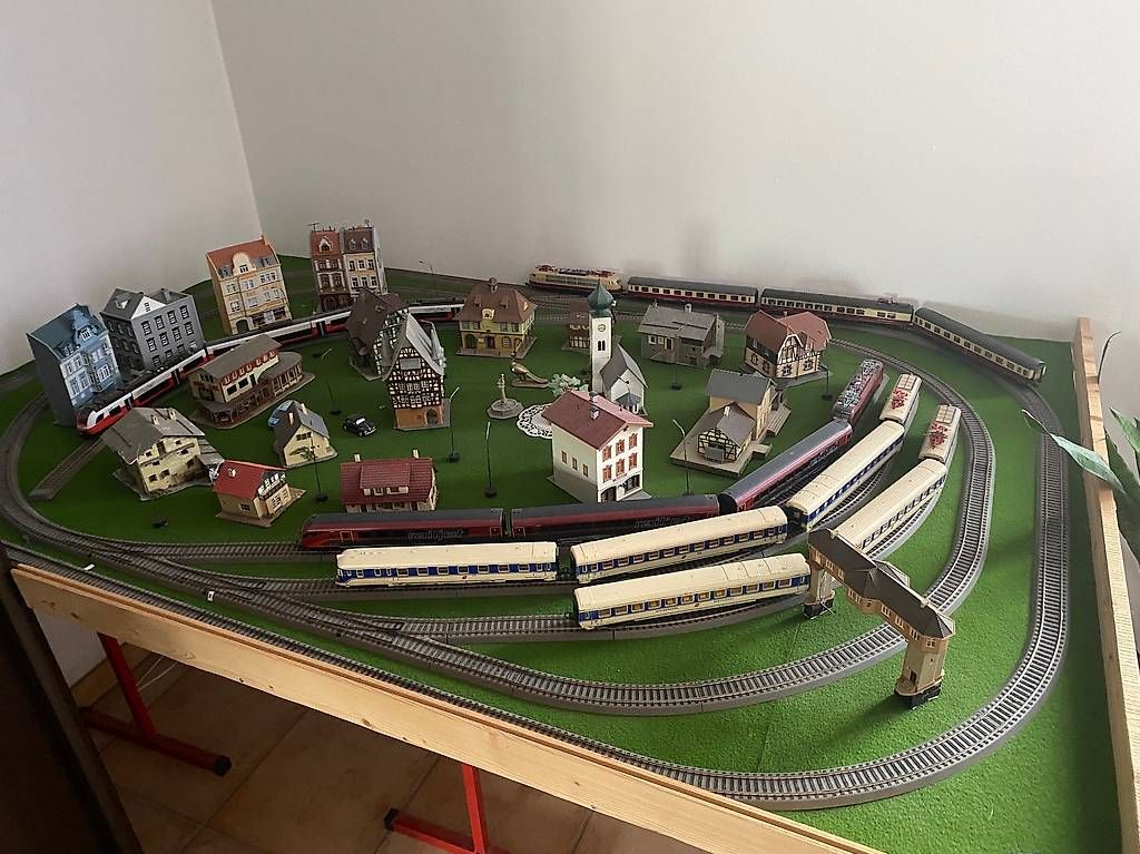 Roco Modellini di ferrovie: Digitale Modellbahn – Usato da Ettenhausen TG venduto da regenbogen300 1