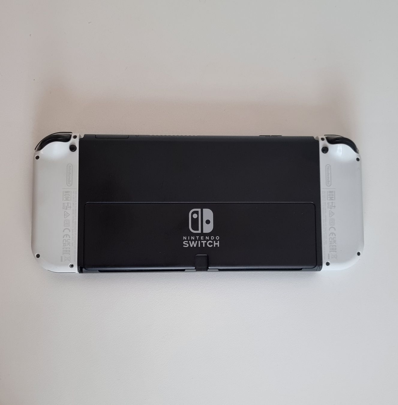 Nintendo Console: Nintendo Switch OLED inkl. 4 Spiele & Zubehör – Usato da Gontenschwil venduto da shop2hand 5