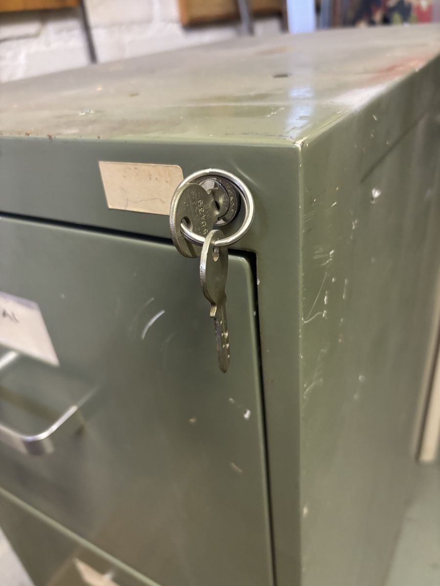 Bigla Armadi: Aktenschrank – Usato da Kaiseraugst venduto da mfr_n99h 2