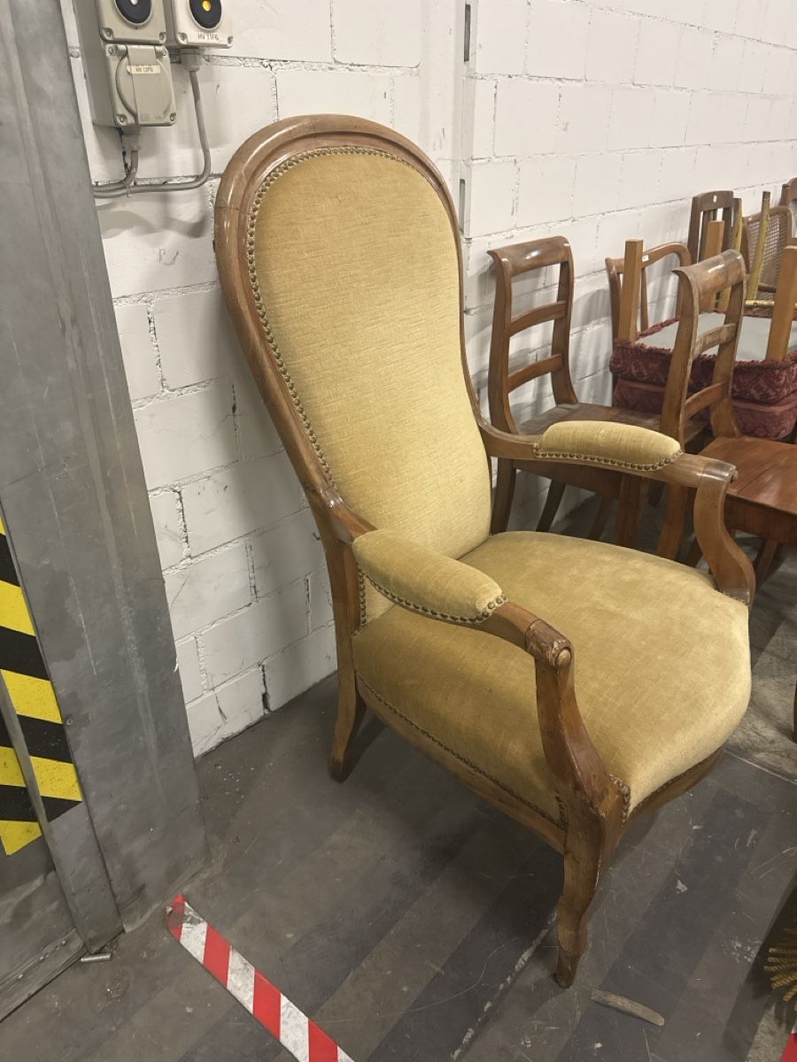 Poltrone: Alter sessel mit fusschemmel – Usato da Heerbrugg venduto da Livi10 3