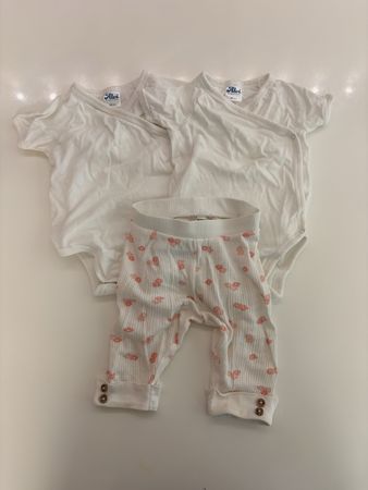 Baby-Set: 2x Alvi Wickelbodys & gerippte Leggings– Gr. 62/68