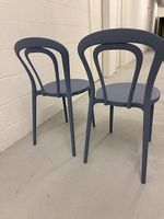 2 Stühle hellblau 