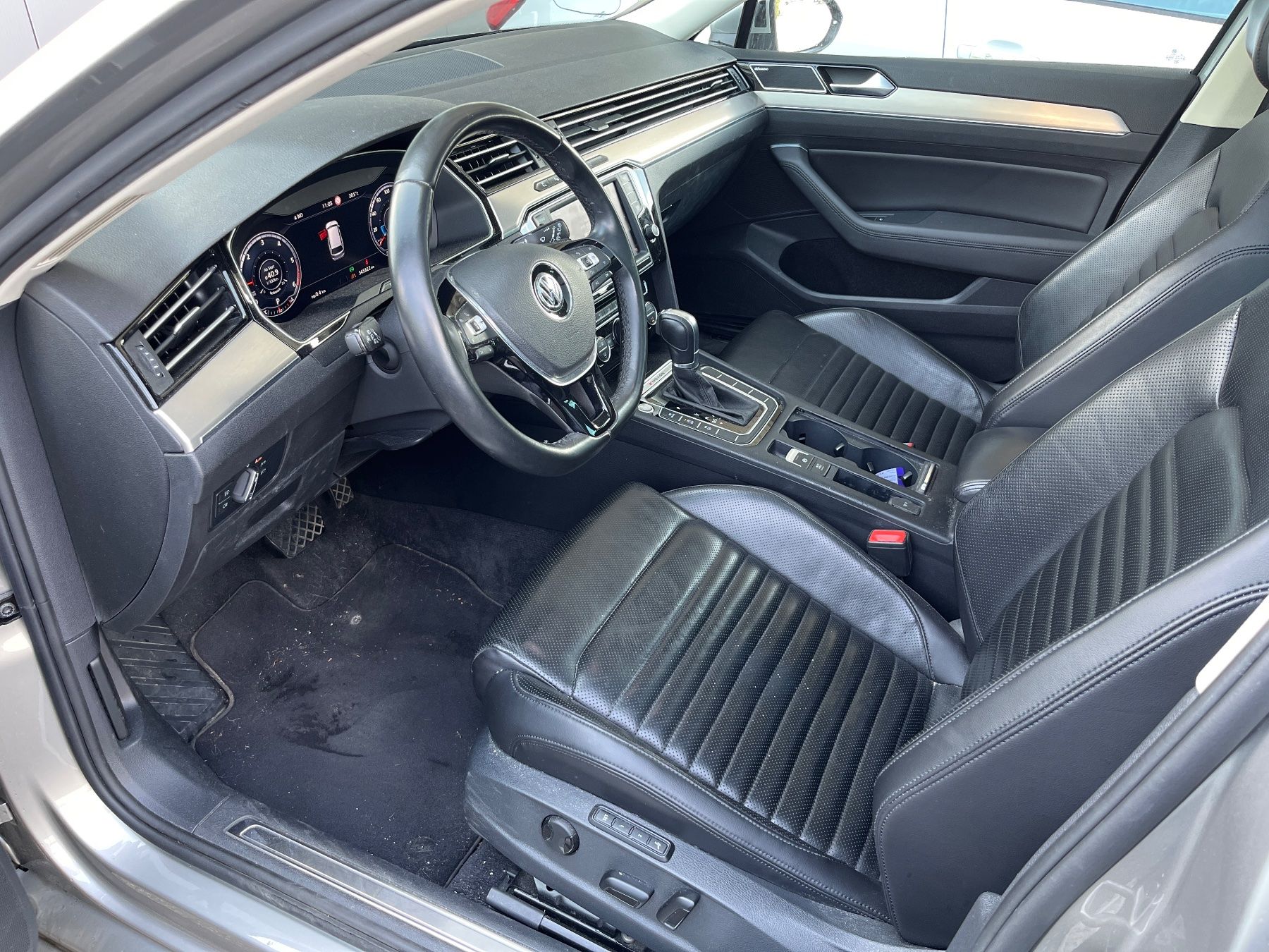 VW Automobili: VW Passat 2.0TDI 4Motion – Usato da Langenthal venduto da garagegautschiag 7