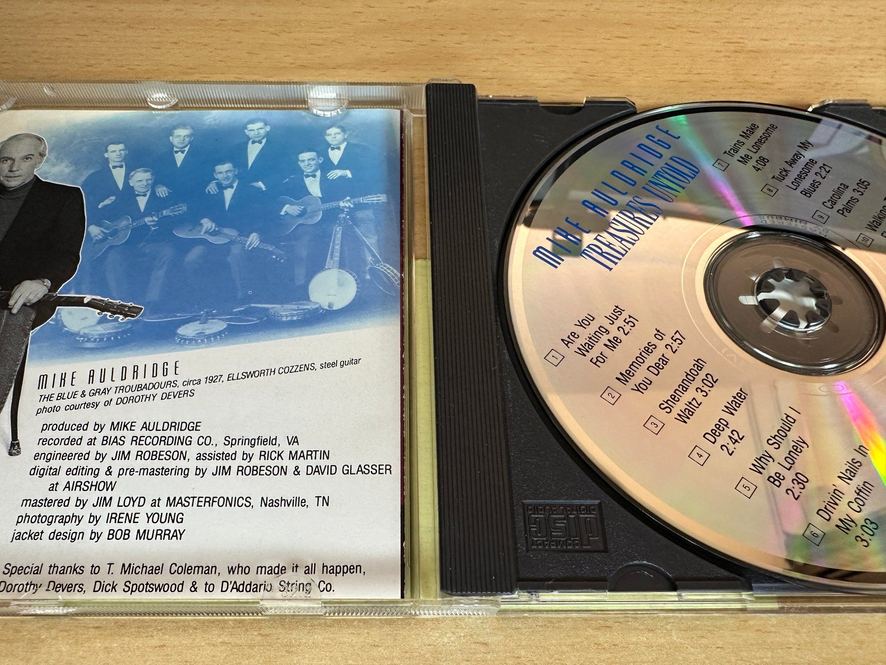 CD: Mike Auldridge – Treasures Untold – Usato da Rikon im Tösstal venduto da Alpenmutz 2