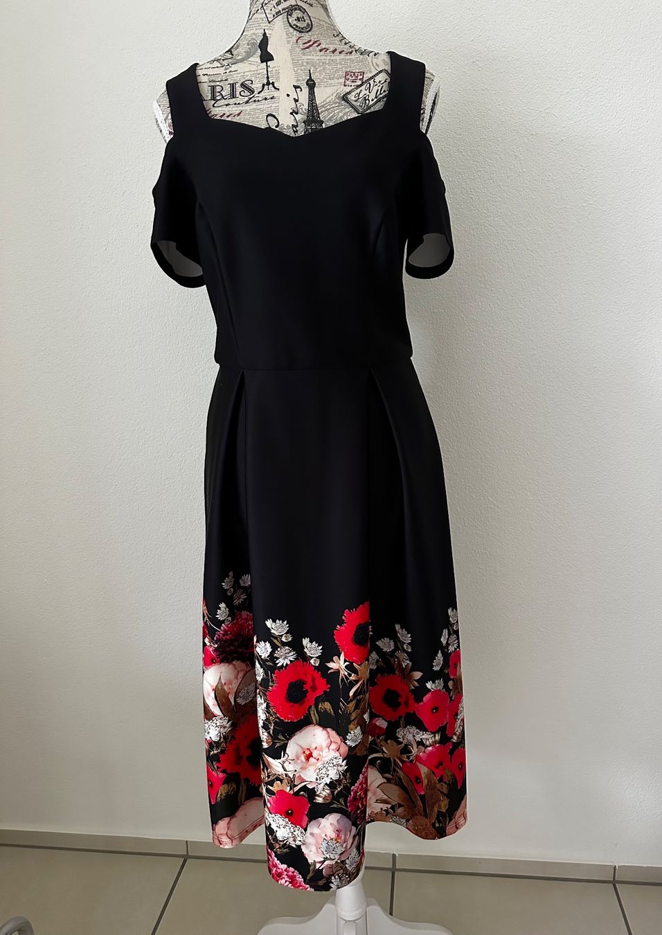 Vestiti: Dorothy Perkins Kleid Grosse 38 – Usato da Alpnach Dorf venduto da ljusja