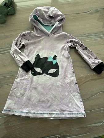 Selfmade Mädchen Kleid Grösse 98/104 mit Kapuze🐈‍⬛🐈‍⬛