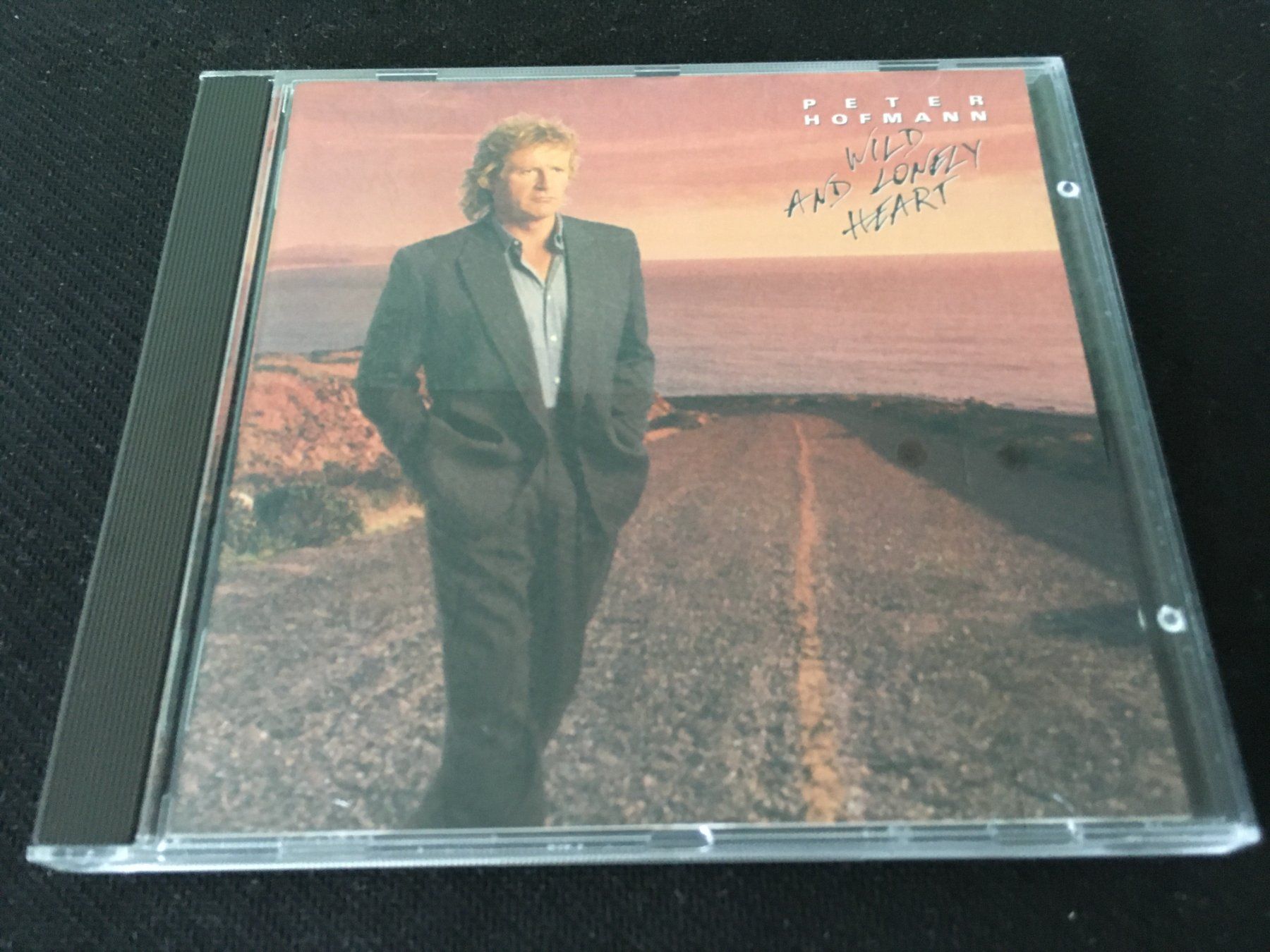 CD: Peter Hofmann - Wild and lonely heart -CD- – Usato da St.Gallen venduto da MedienJoe