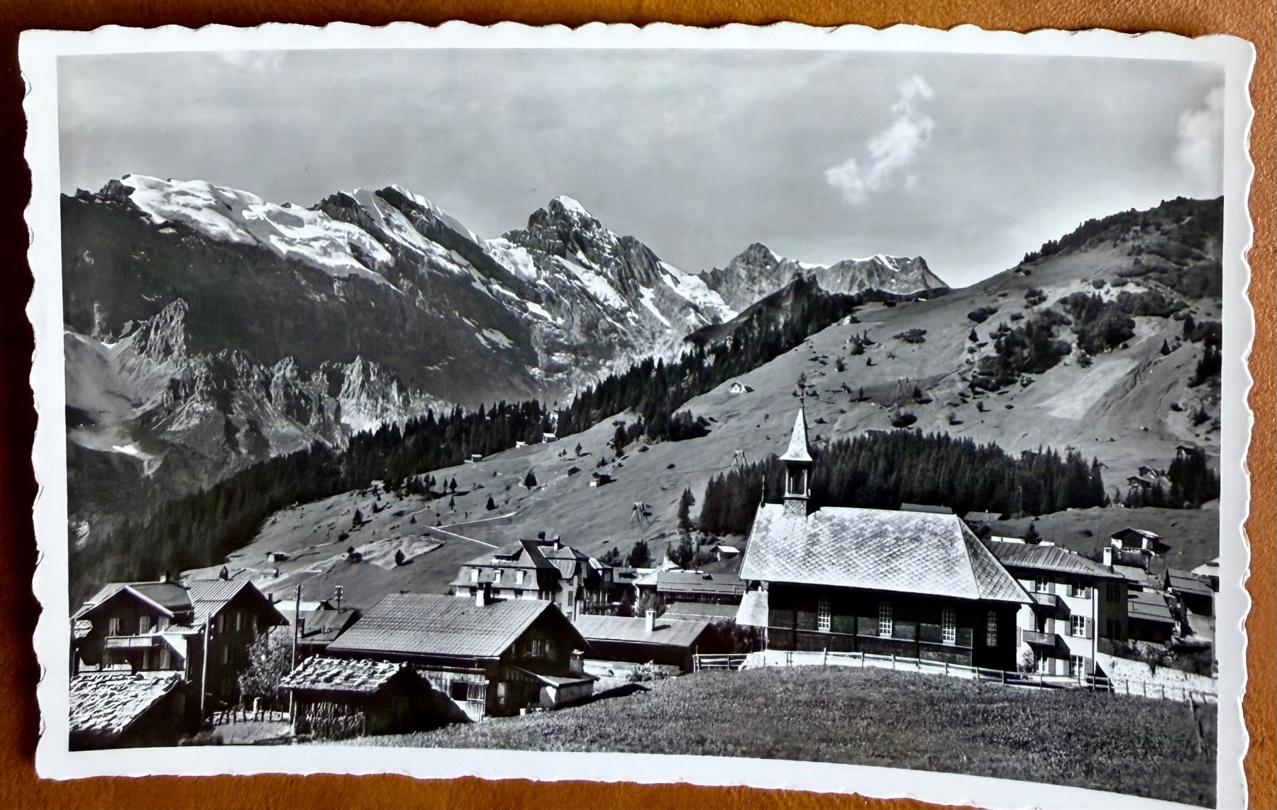 Cartoline postali: Mürren - Kath. Kapelle - AK – Usato da Lutry venduto da Ediego