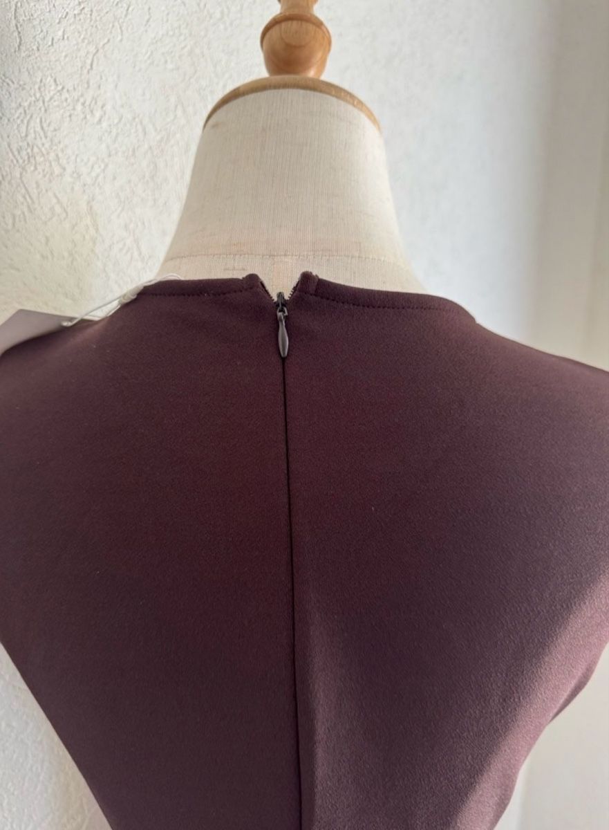 Vestiti: braunes tailliertes Kleid Größe S/robe ajustée marron S – Nuovo e nell'imballaggio originale da Veyras venduto da ValClasse 3