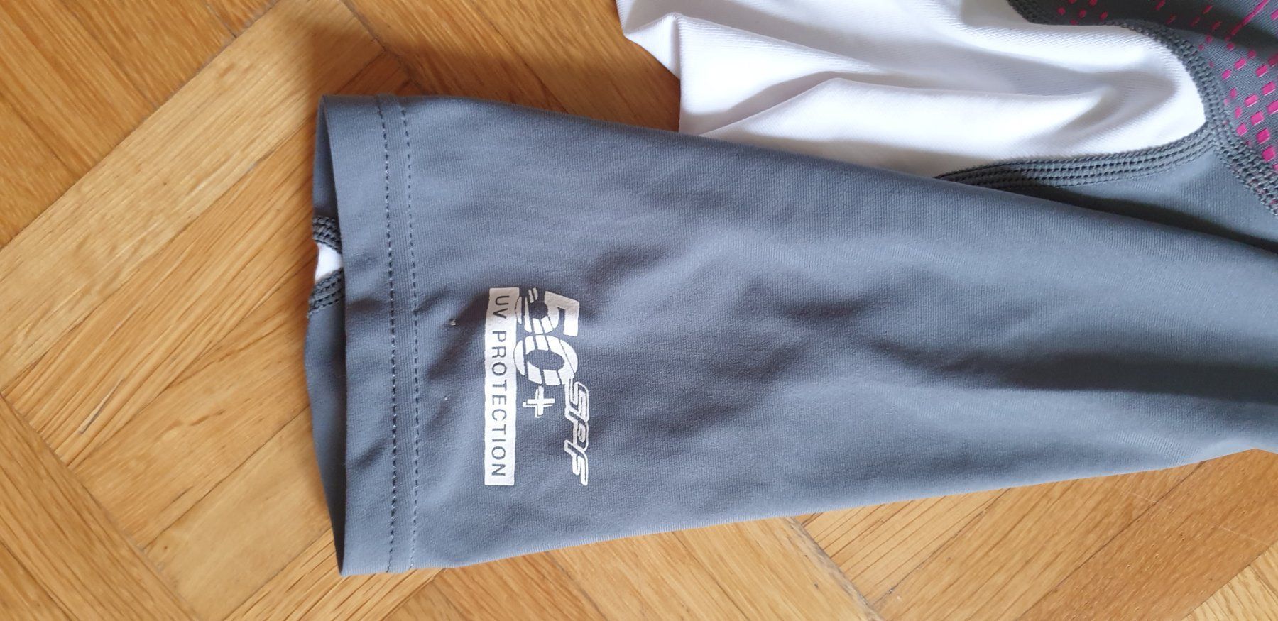 T-shirt: UV-SHIRT NEU – Nuovo e nell'imballaggio originale da basel venduto da Mountainfreak 1