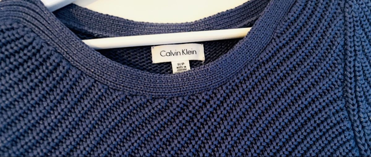 Calvin Klein Maglioni & Felpe: Stylischer Calvin Klein Pullover Grösse S – Usato da Zürich venduto da QueenZ