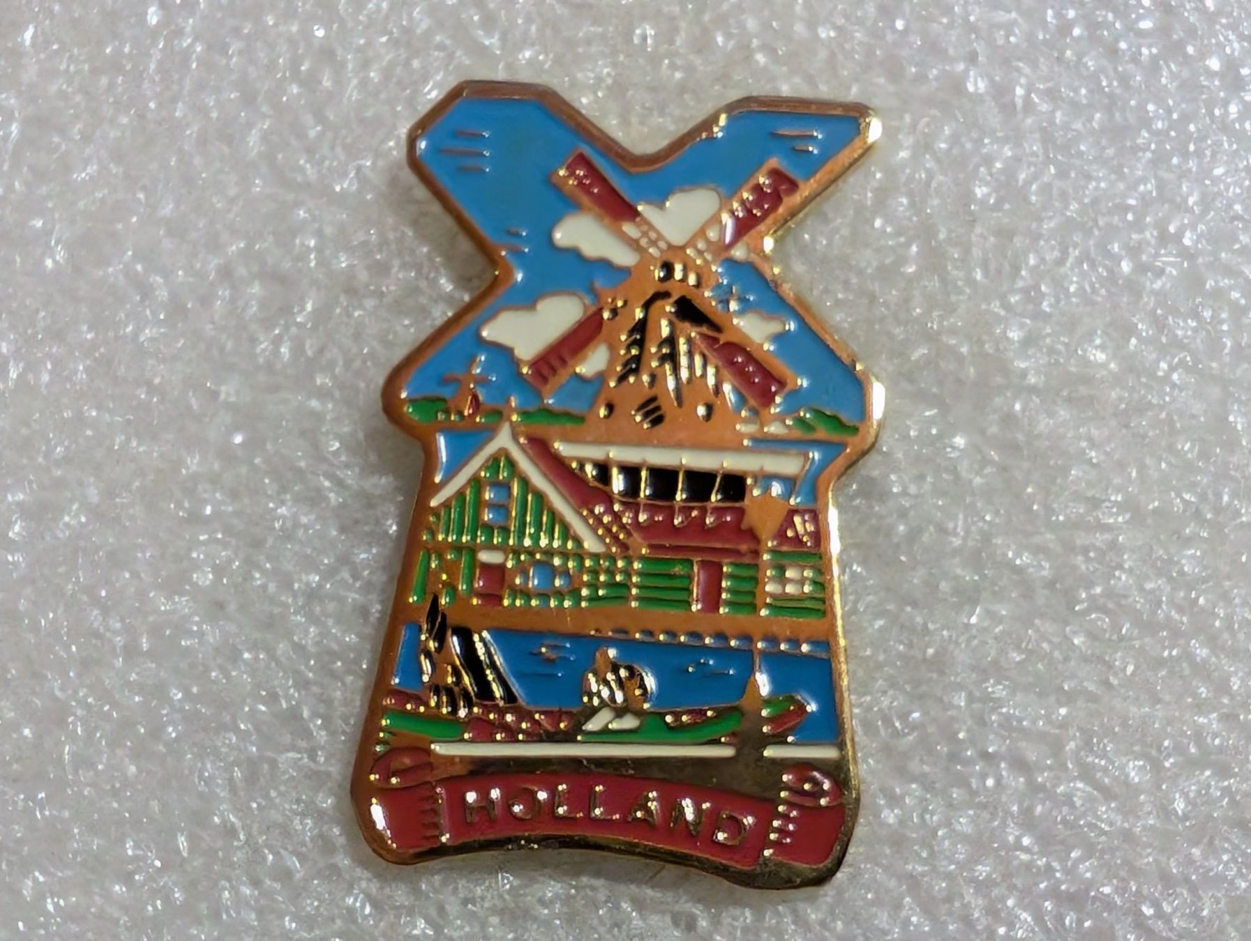Placchette & Badge: Ansteckpin 4: Holland – Usato da Oppligen venduto da Pin-Fall-Shop