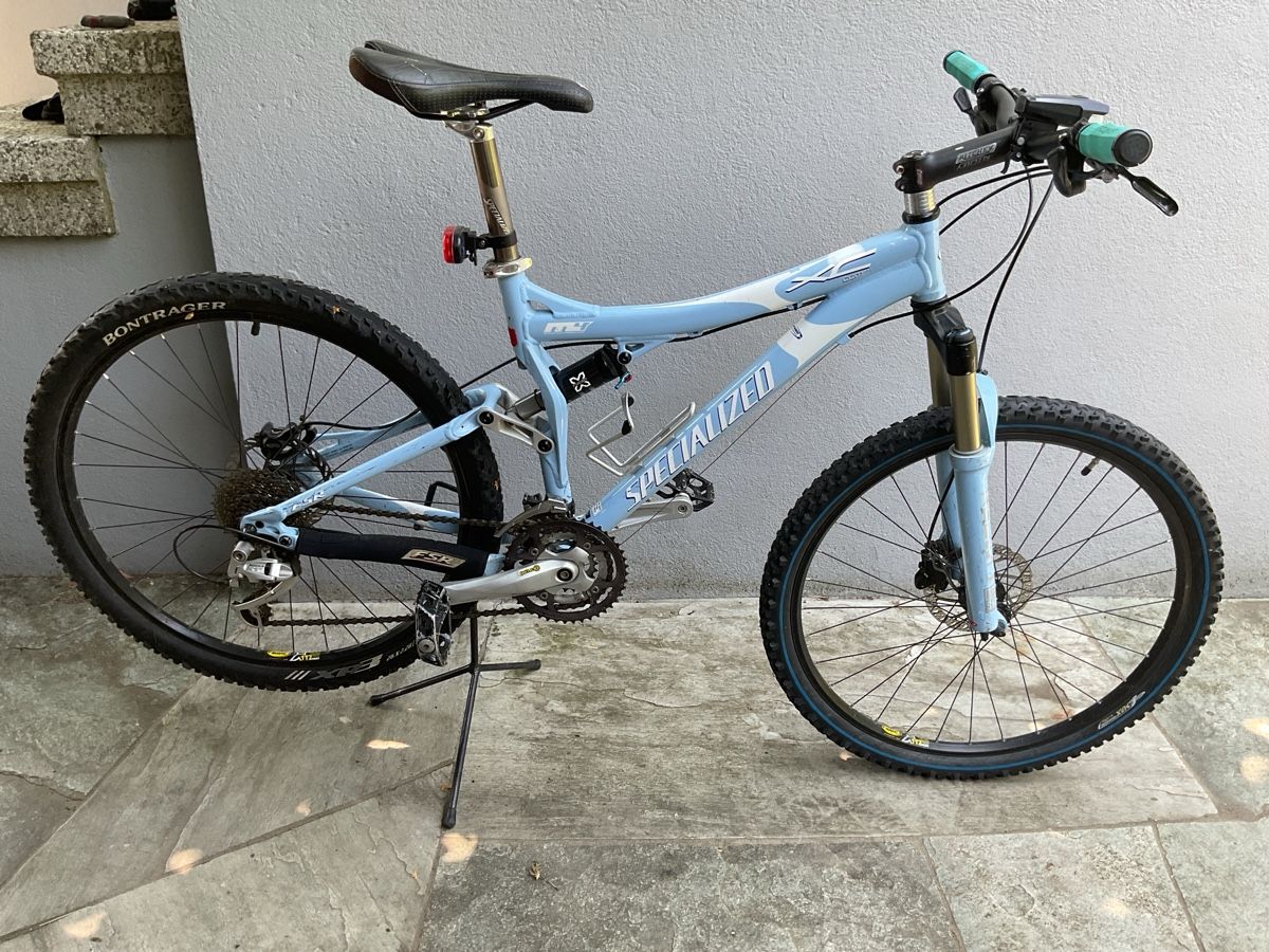 Specialized Biciclette: Mountainbike Specialized FSR M4 gebraucht hellblau – Usato da Zofingen venduto da tschuedi68