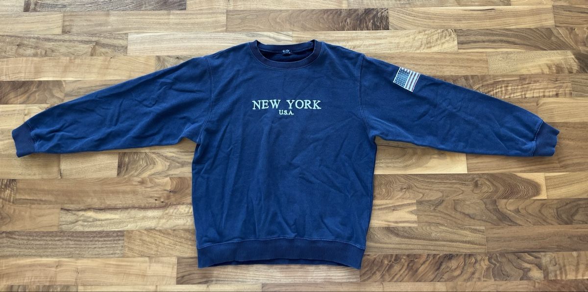 Brandy Melville Pullover & Sweatshirts: New York Sweatshirt, Brandy Melville – Gebraucht aus Zumikon von nata_sells 2