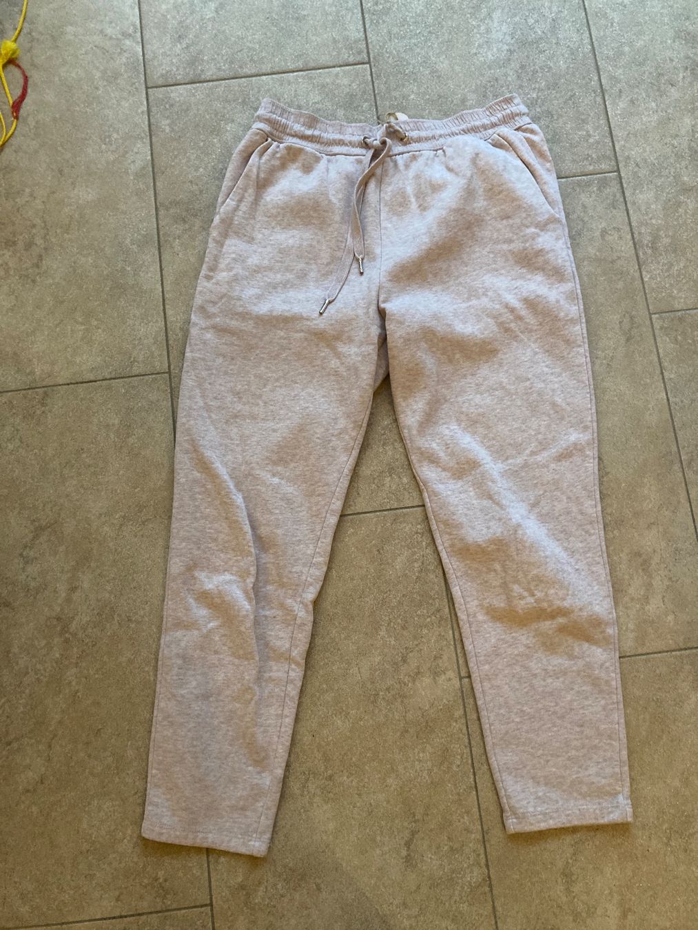 H&M Pantaloni: Jogginghose H&M Basic, hellrosa, Gr. S – Usato da Gelterkinden venduto da froggy80