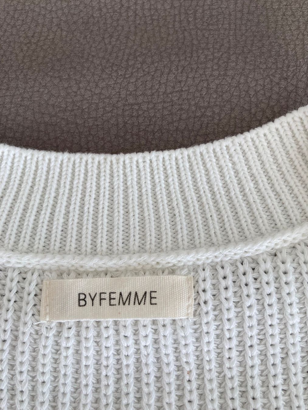 Pullover & Sweatshirts: Pulli, Debardeur, weiss,  BYFEMME Grösse 38, Neu – Neu (gemäss Beschreibung) aus Glattpark (Opfikon) von Pangie 2