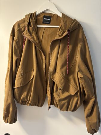 Bershka Jacke Gr. L