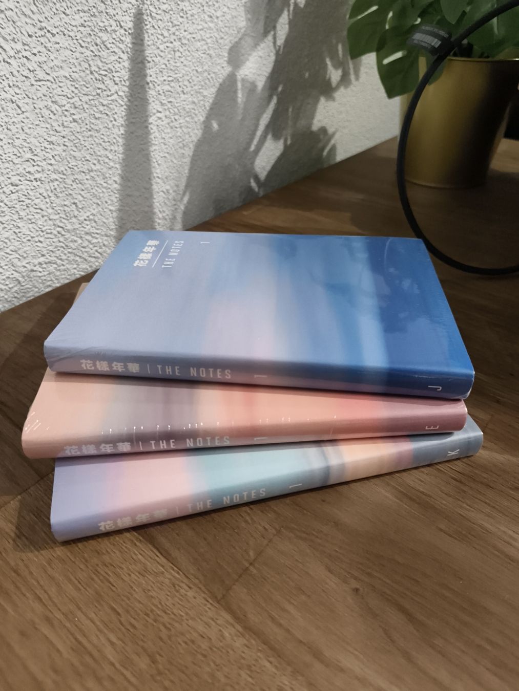 Bücher: BTS, Softcover: The Notes, Originalverpackung – Neu und originalverpackt aus Aesch BL von Brand096 1