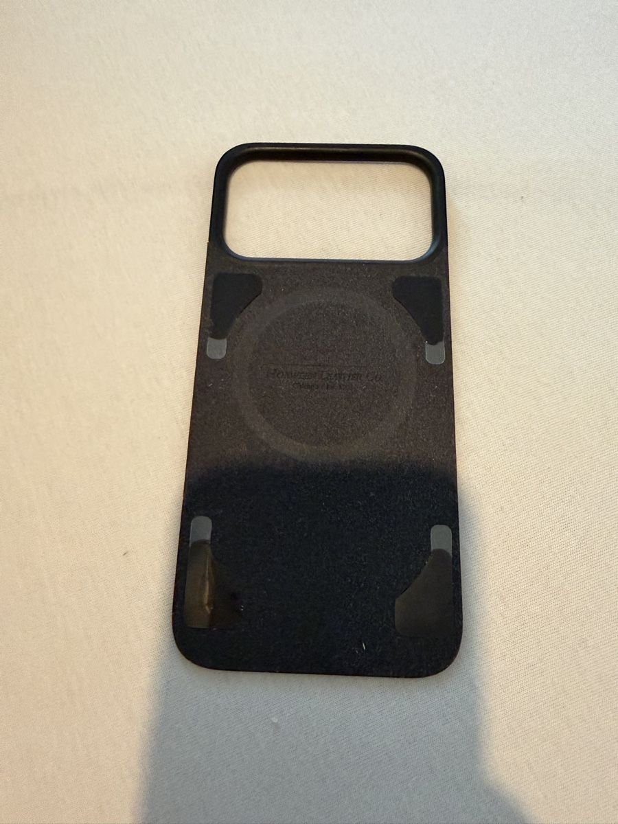 Covers & Schutzfolien: Coque Nomad iphone 17 pro Max – Gebraucht aus Bernex von pre_hbr2 1