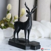 Geometric Stag Sculpture for Elegant Desk Decor - 3D Printed