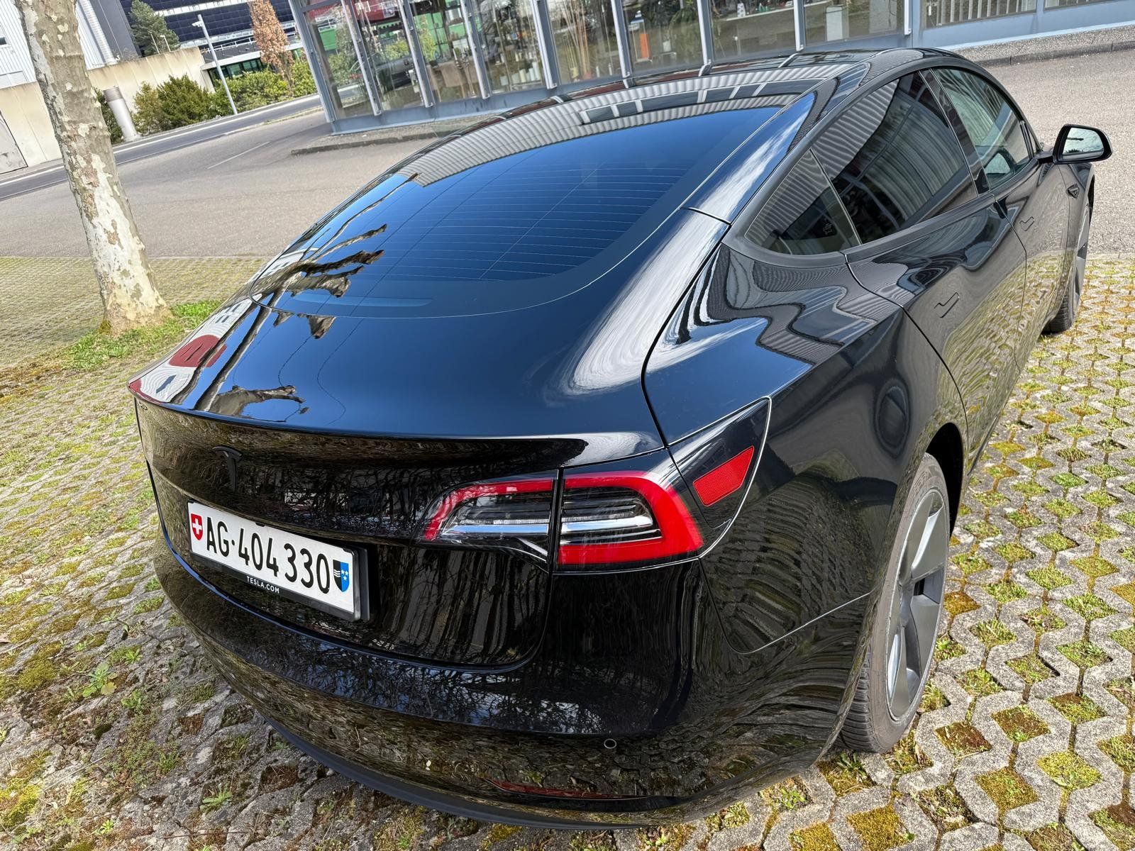 Tesla Automobili: Tesla Model 3 2021 Facelift – Usato da Dintikon venduto da bes_96 2