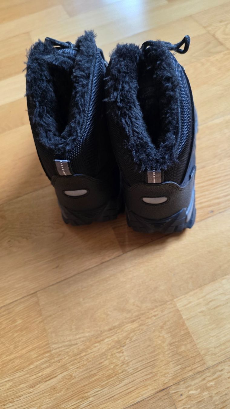 Scarpe da donna: Schuhe Out Door Grösse 41 – Usato da Dübendorf venduto da Jolenia 1