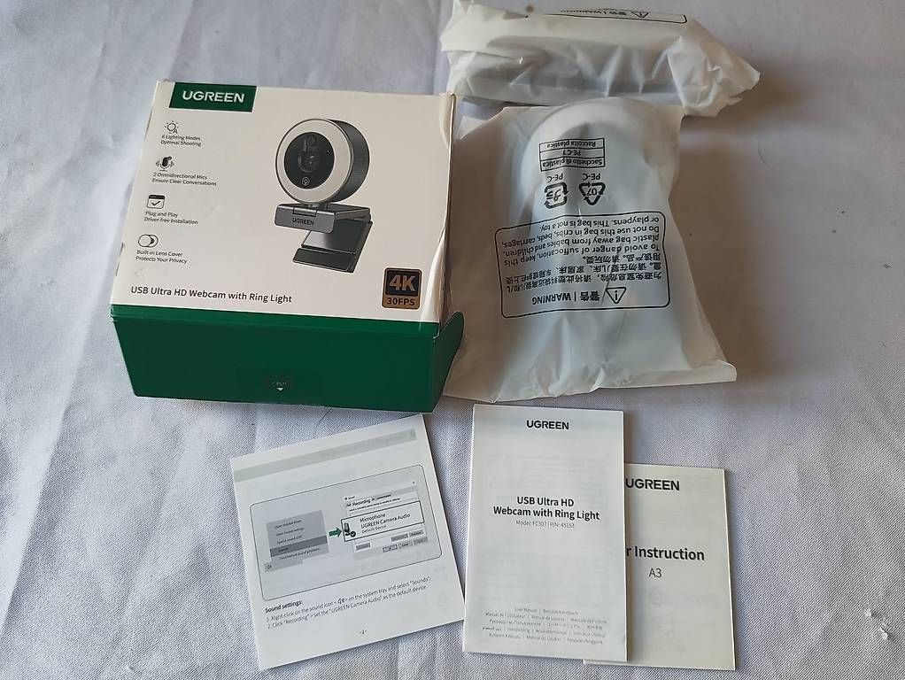 Webcams: UGREEN FineCam Lite 4K  4K Webcam mit Ring Light – Neu und originalverpackt aus St.Gallen von becks0815