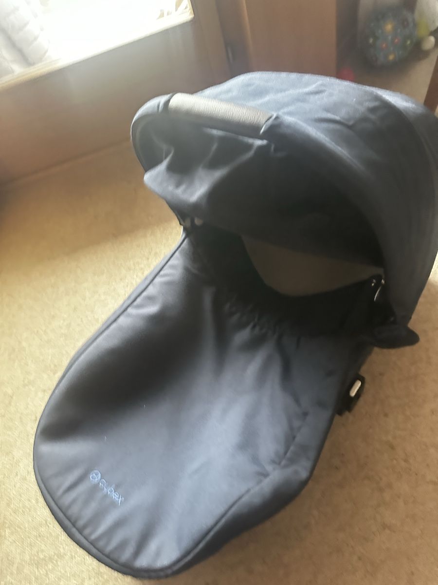 Berceaux: Cybex Cot Ocean Blue Good Condition – D'occasion à Rotkreuz par zyl_zm5h 5