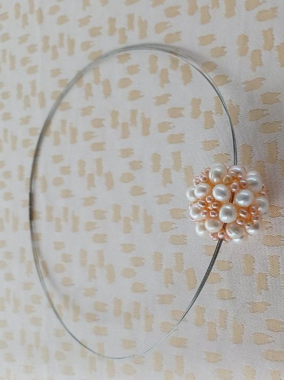 Catenine: Halskette Edelstahl Collier mit Perlen Ring. Länge 48cm – Nuovo (secondo la descrizione) da Winistorf venduto da acreativ 1