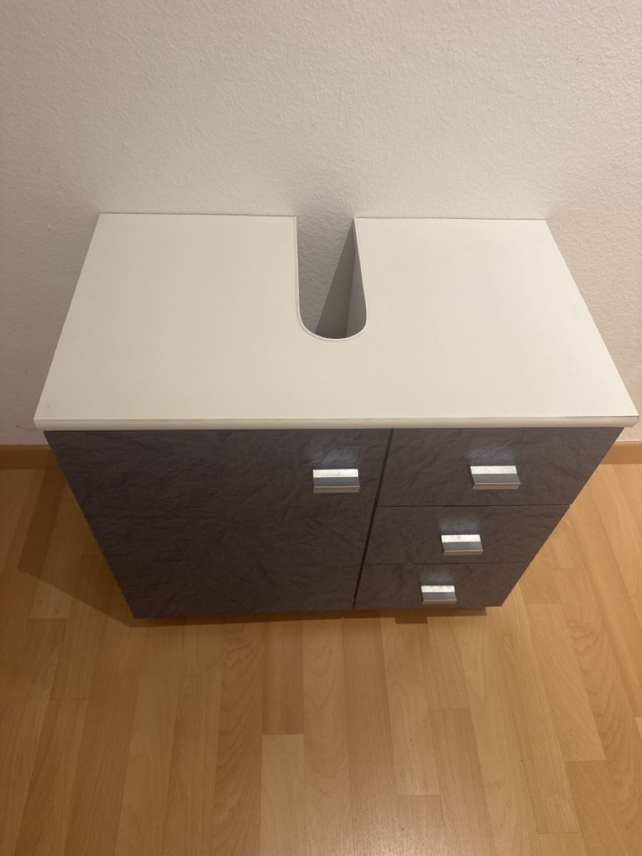 Badezimmermöbel: Waschbeckenunterschrank – Gebraucht aus Jona von roe_r9rx 2