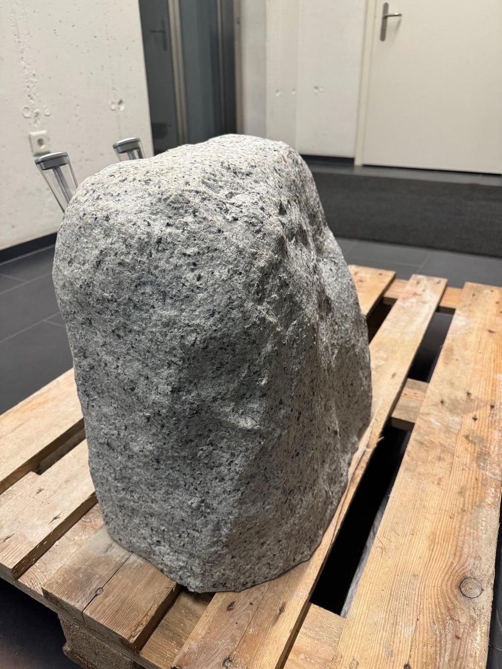 Cucine complete: Bier Zapfsäulenstein aus Granit - ein echtes Unikat! – Usato da Lenzburg venduto da freedomky 3