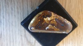 Schöner Boulder Opal