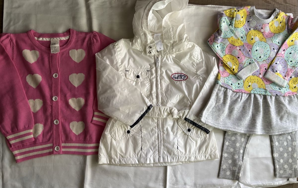 H&M Ensembles coordonnés: Kinderkleidung – Neuf (Voir description) à Wichtrach par oem_7glc 7