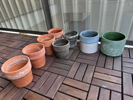 Flower pots (terracotta & ceramic) x 8 pcs