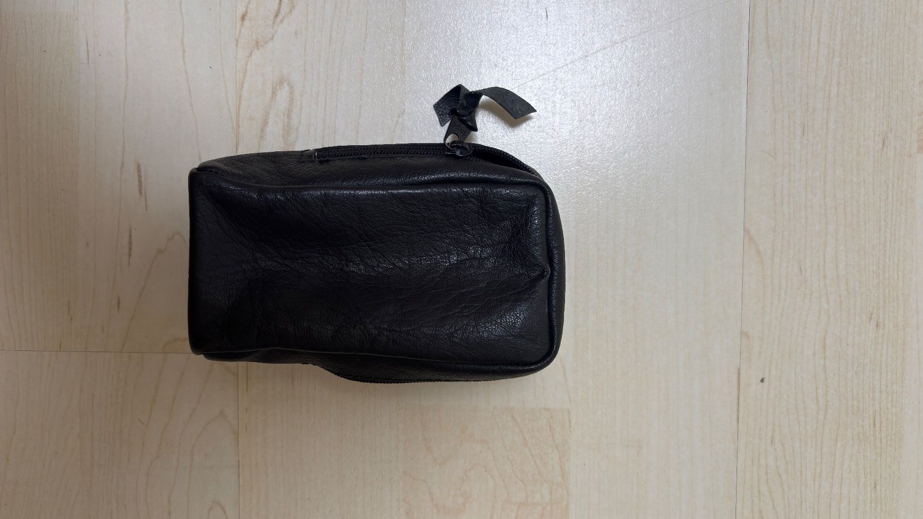 Leica Jumelles: Leica Fernglas mit Tasche – D'occasion à Therwil par Gian-Schneider 2