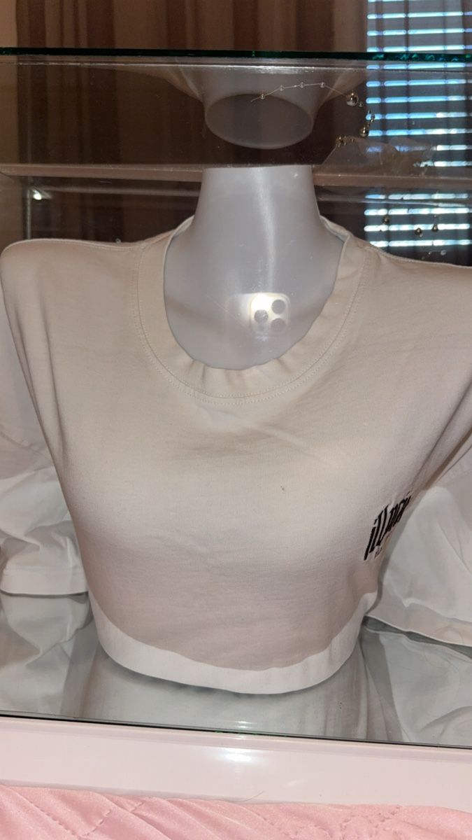 T-shirt: T-Shirt Crop weiss  – Nuovo (secondo la descrizione) da Buchs AG venduto da era_5wsj 4