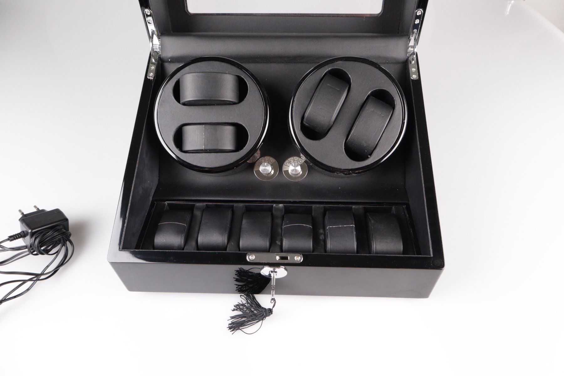 Cofanetto carica e porta orologi: Automatischer Uhrenbeweger / Watch-Winder – Usato da Volketswil venduto da brockipfannenstil 2