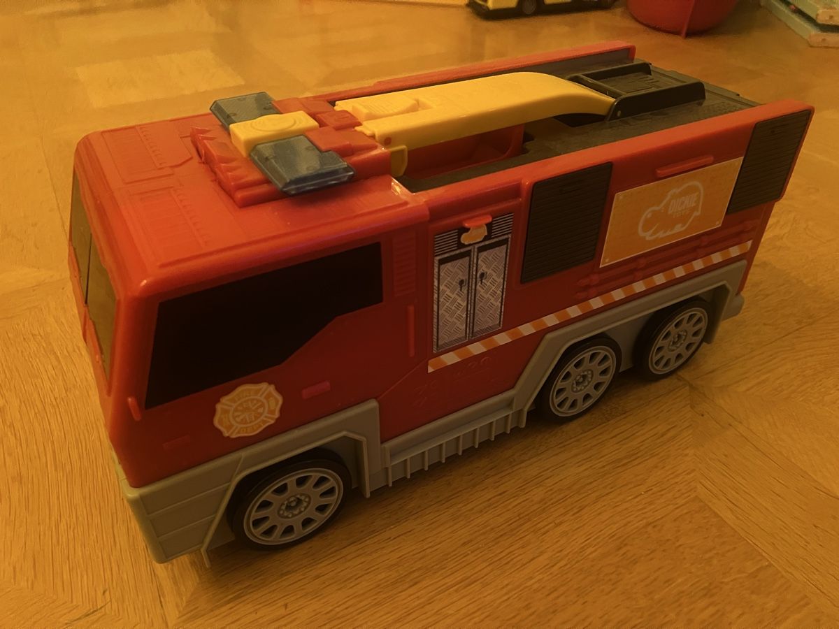 Dickie Toys Giocattoli: Feuerwehrauto aufklappbar – Usato da Winterthur venduto da T_Haag