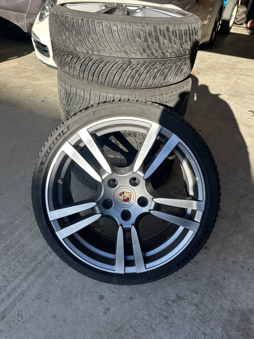 Michelin Pneumatici & Ruote complete: Porsche 991 Winterräder – Usato da Aadorf venduto da Braendle-Automobile