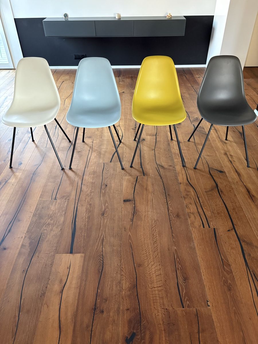 Vitra Stühle: Vitra Stühle – Neu (gemäss Beschreibung) aus Luzern von lar_pf8n