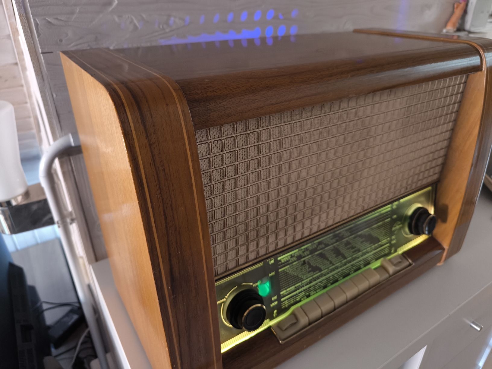 Radio: Sondyna Röhren Radio mit Bluetooth-Modul  – Usato da Möhlin venduto da Schnouz1
