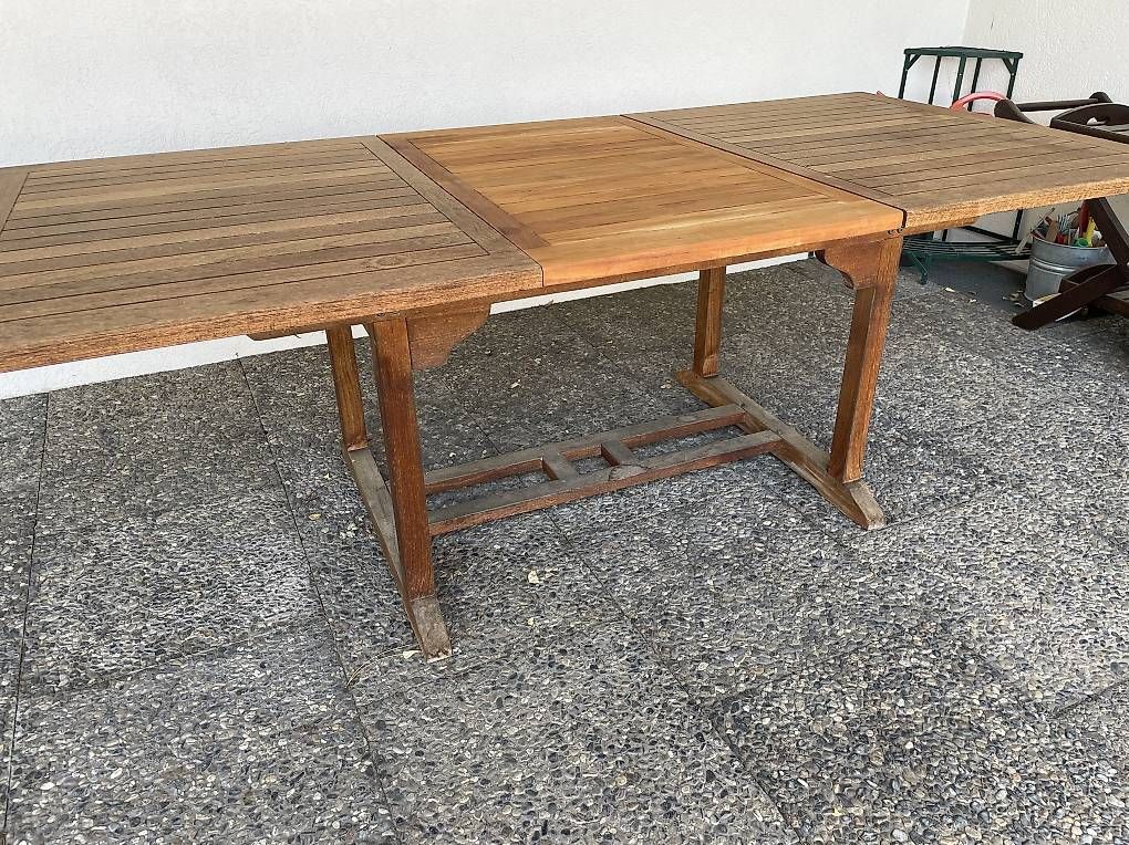 Tische: Gartentisch aus Holz – Gebraucht aus Emmenbrücke von nil_mtg6 2