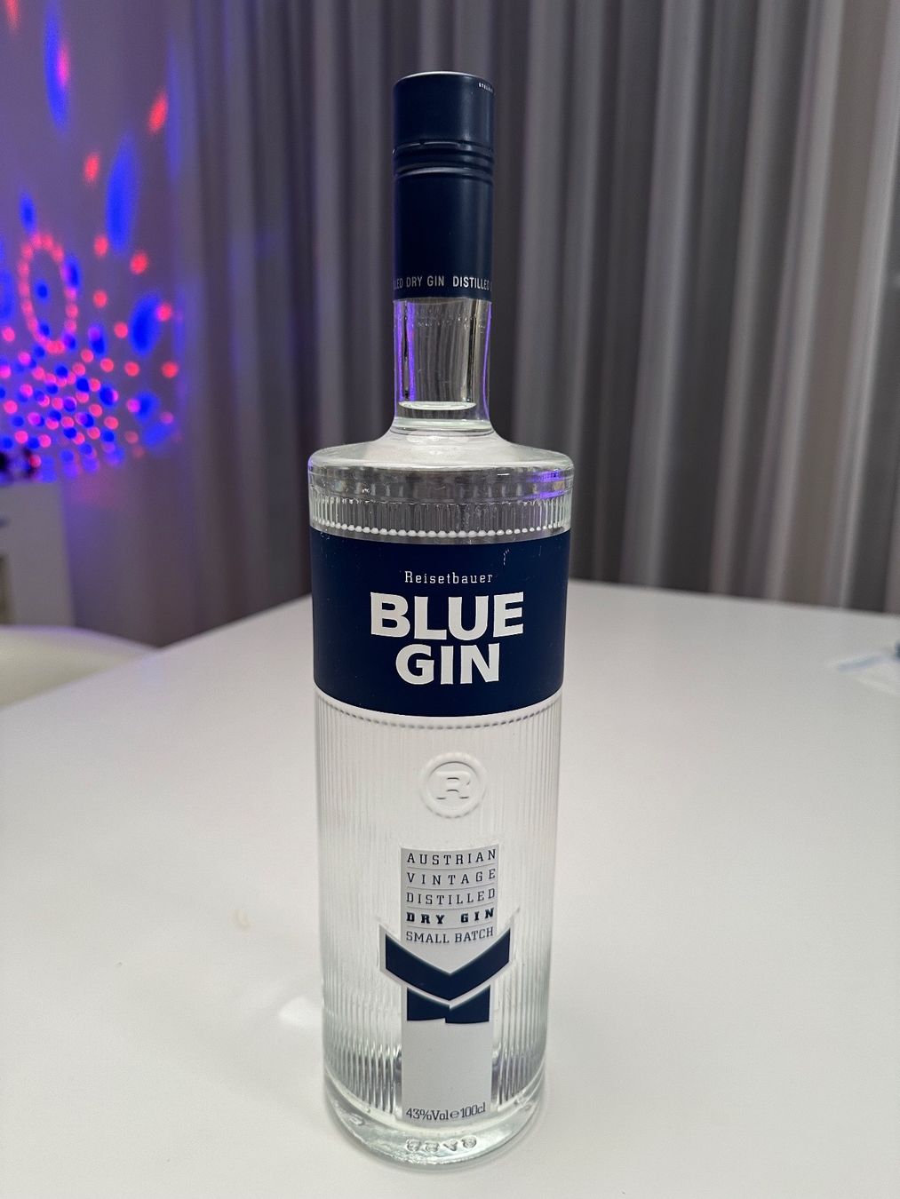 Spirituosen: Blue Gin – Neu und originalverpackt aus Thalwil von