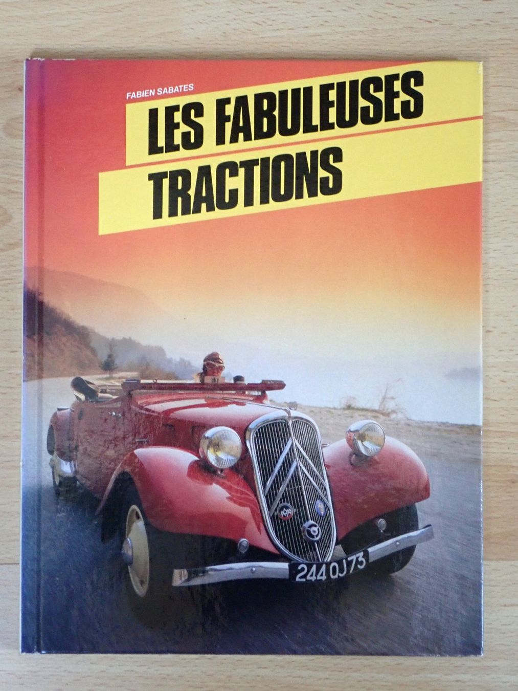 Libri: Citroen Les fabuleuses Tractions - Sabates - I – Usato da Winterthur venduto da 602ccm