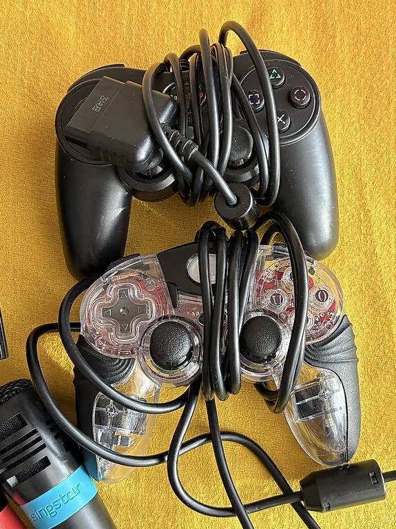Consoles: PlayStation 2 mit – D'occasion à Neuhausen am Rheinfall par AbisZallesdabei 4