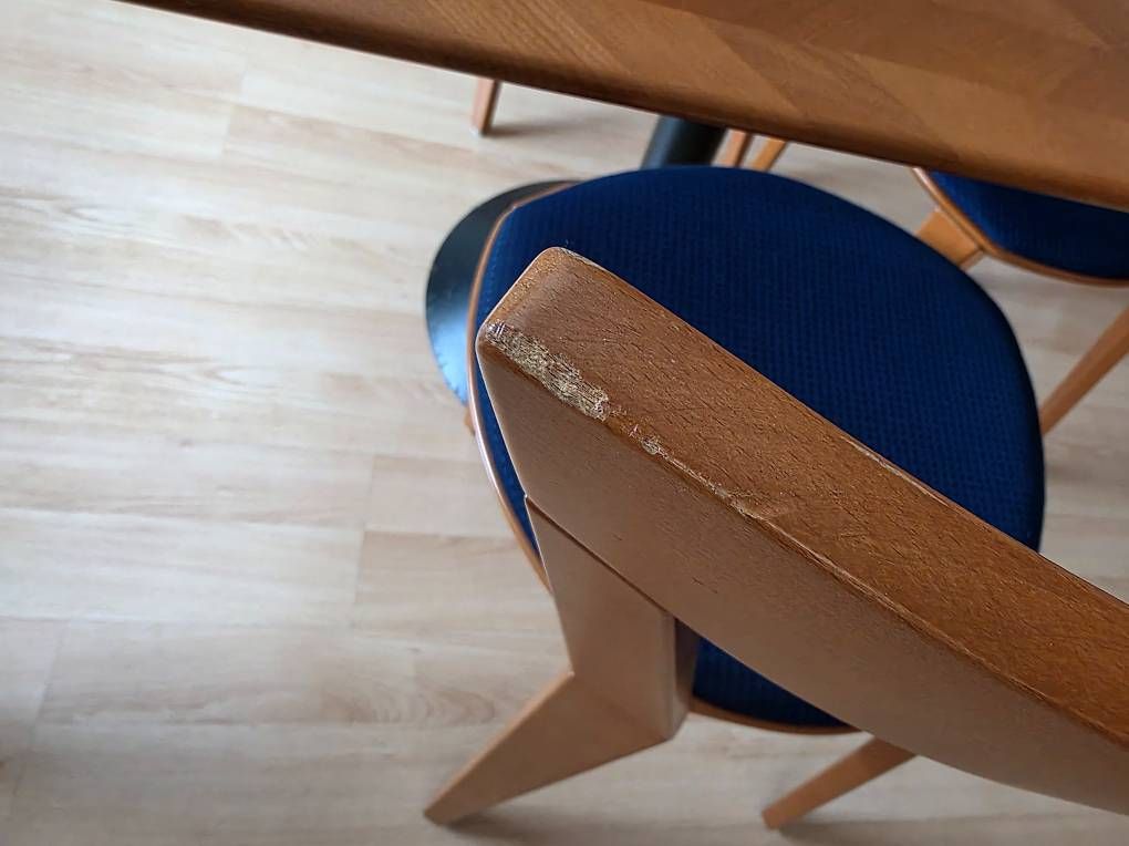 Dietiker Set di tavolo e panche: Dietiker Schweiz | Tisch plus 4 Stühle – Usato da Gossau SG venduto da lor_tvn6 1