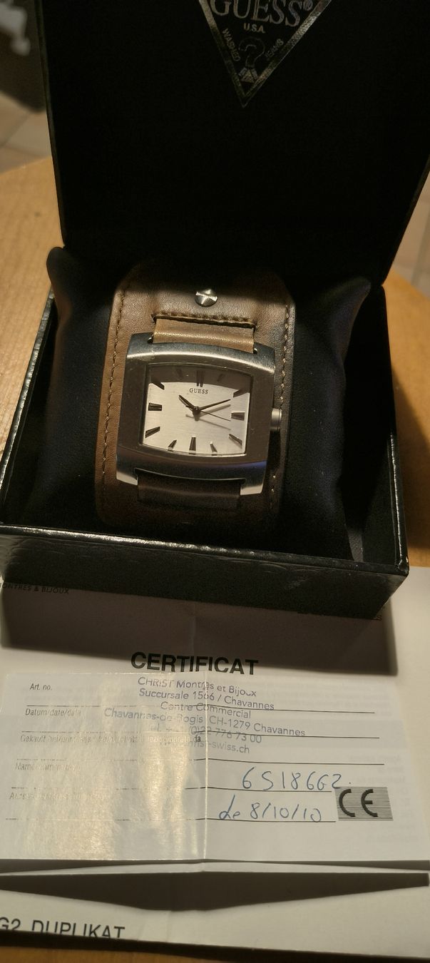 Guess Orologi: Guess watch – Nuovo e nell'imballaggio originale da Arzier-Le Muids venduto da Wondertomate 1