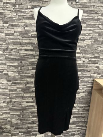 Elegantes Samtkleid Gr. 36 schwarz - Festlich!